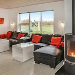 Amazing Home In Ansager With Sauna Prázdninový dům